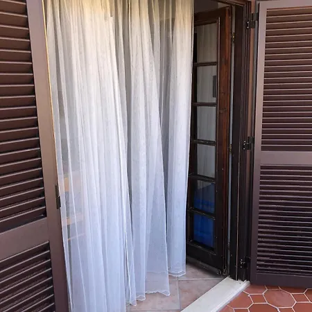 Con Terrazzo Vicino Al Mare *